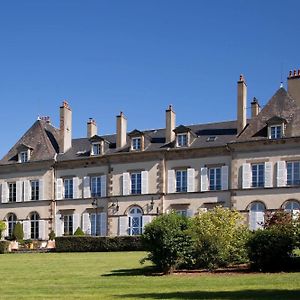 Château d'Ygrande - les Collectionneurs